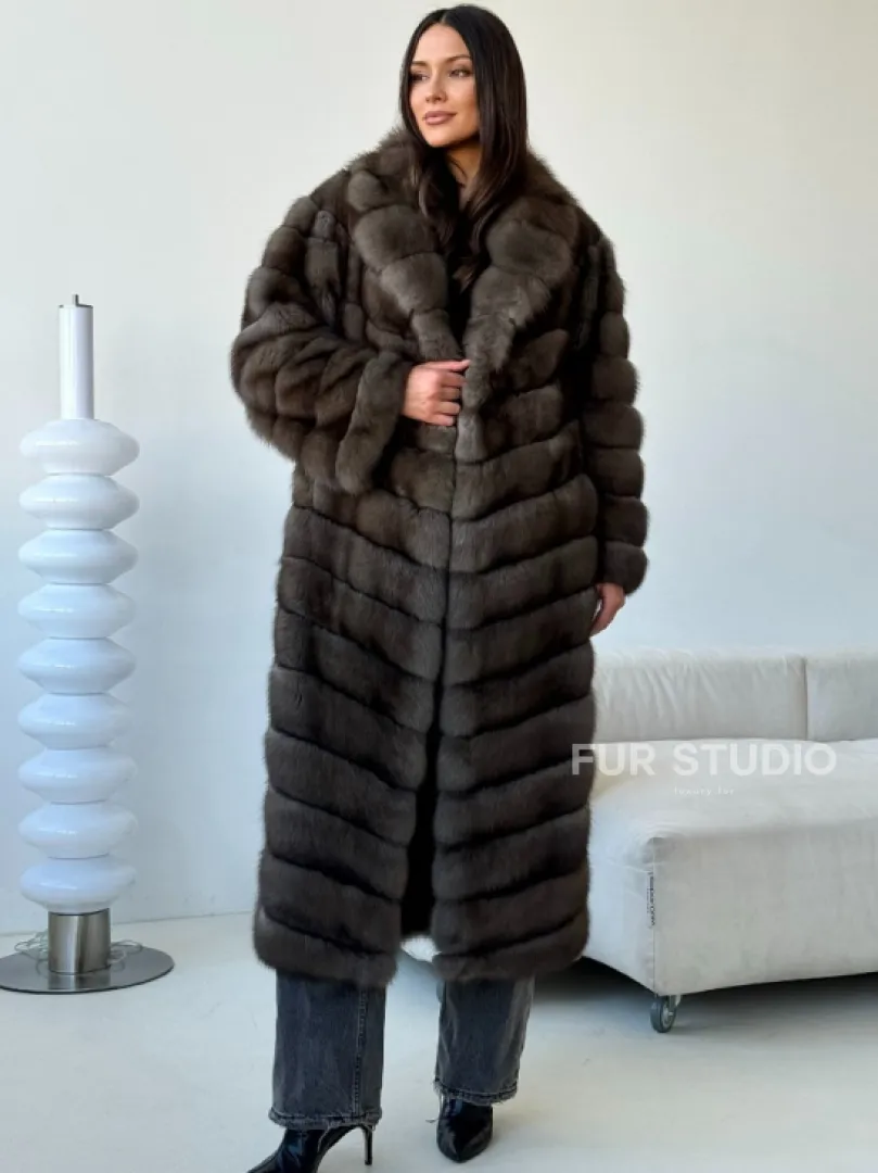 Длинная шуба из соболя