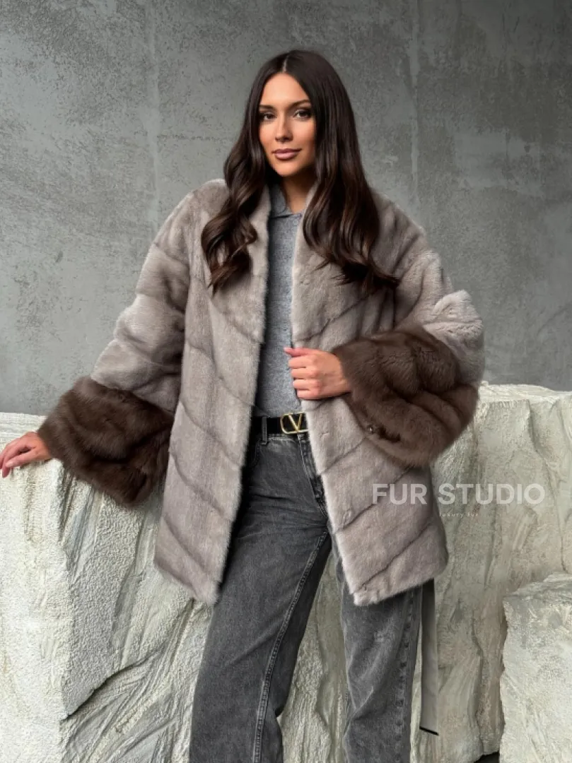 Норковое полупальто с меховыми манжетами из куницы - фото 7