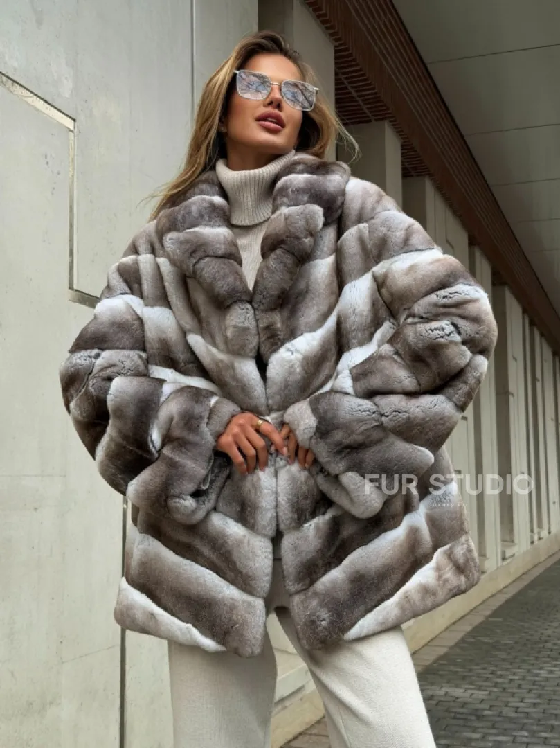 Шуба из меха шиншиллового кролика PREMIUM COLLECTION - фото 8