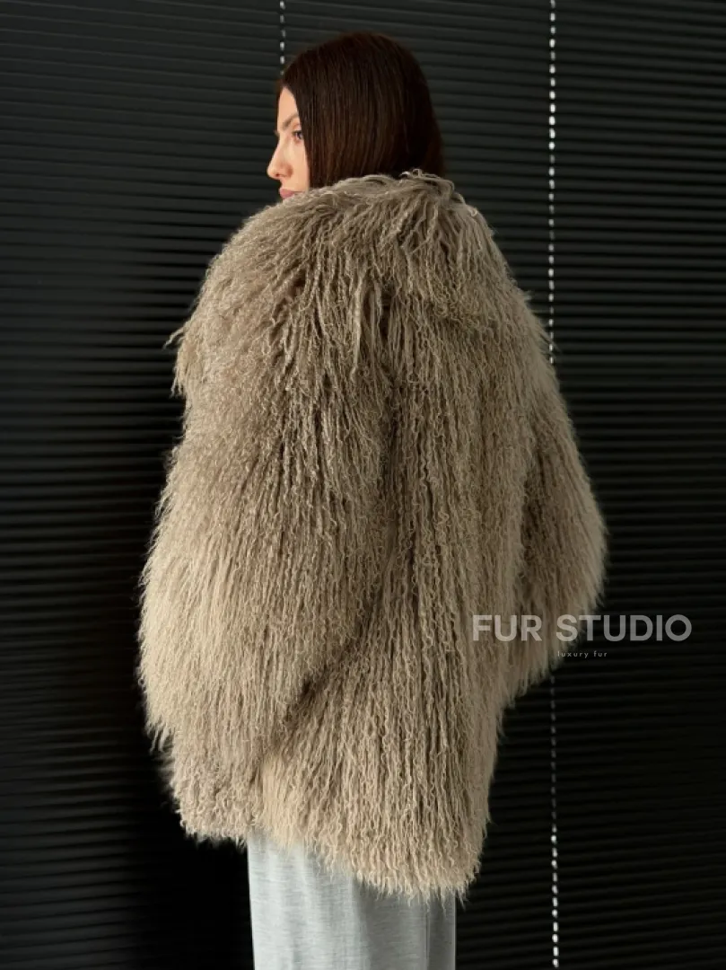 Полушубок из ламы - фото 6