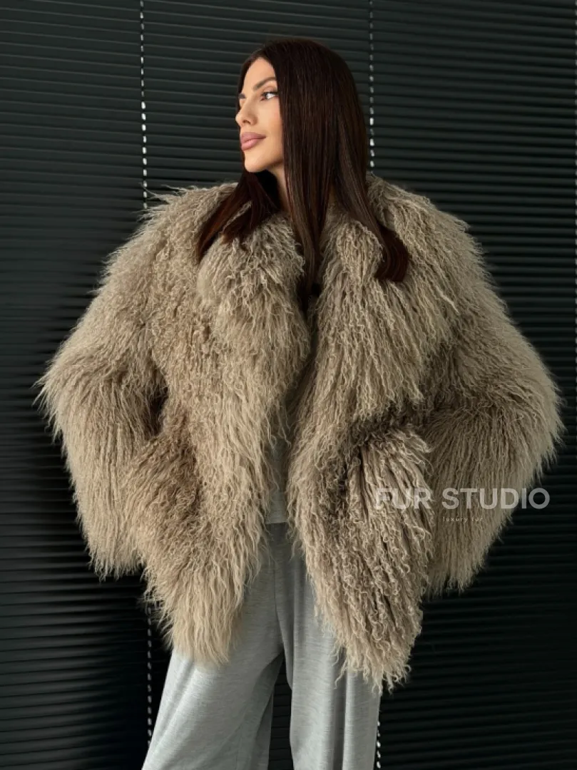 Полушубок из ламы - фото 8