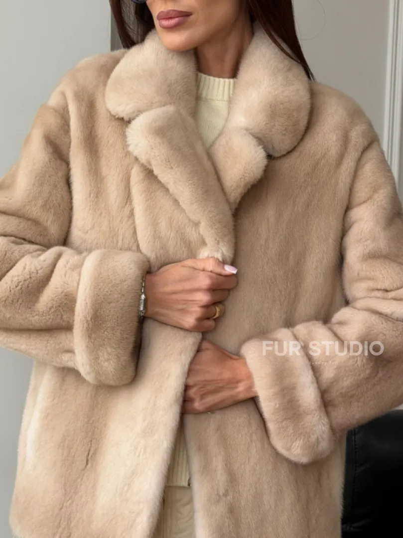 Норковый полушубок в натуральном цвете пастель