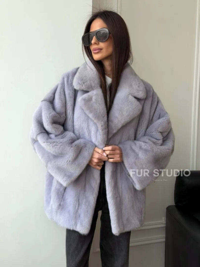 Шуба из норки короткая с английским воротником