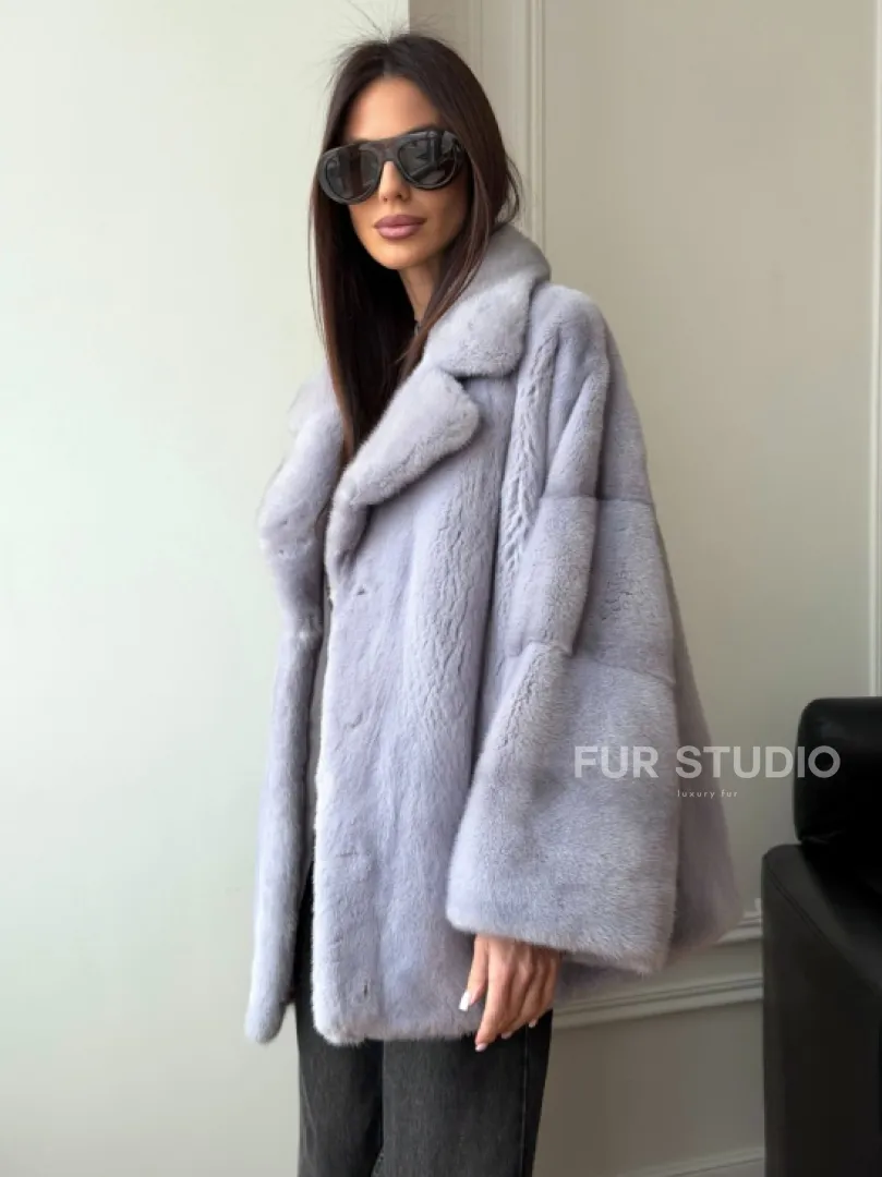 Шуба из норки короткая с английским воротником