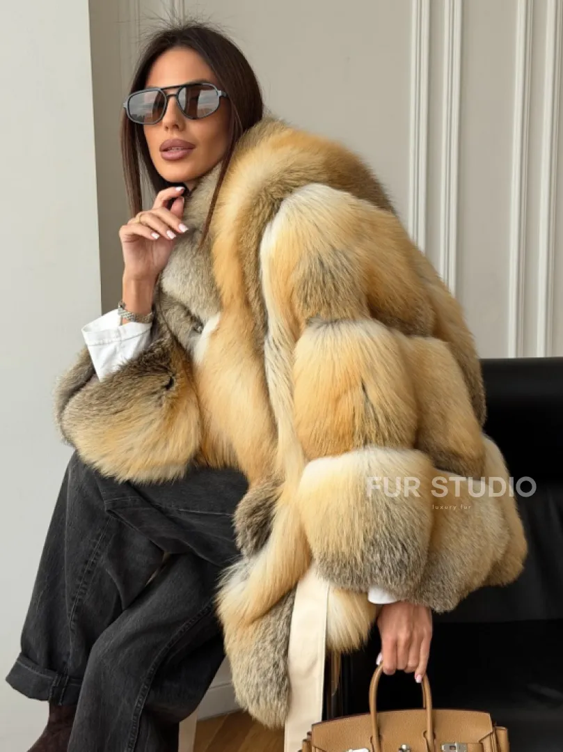 Шуба - пончо из лисы с поясом