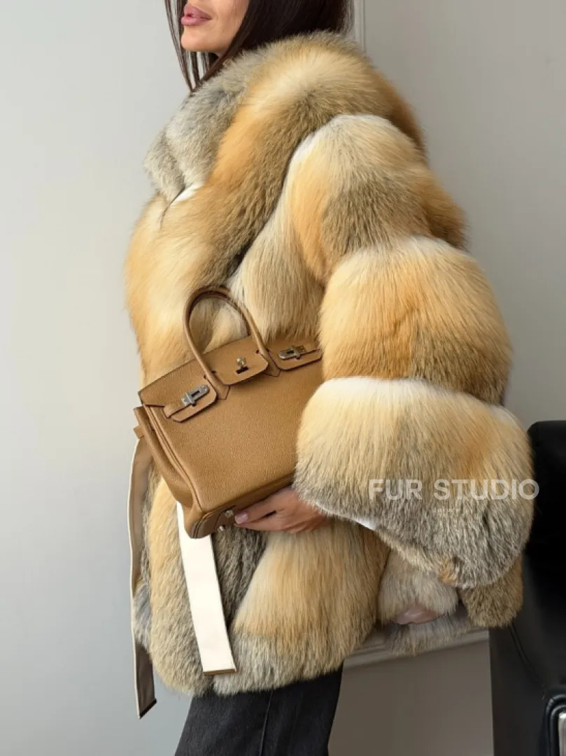 Шуба - пончо из лисы с поясом