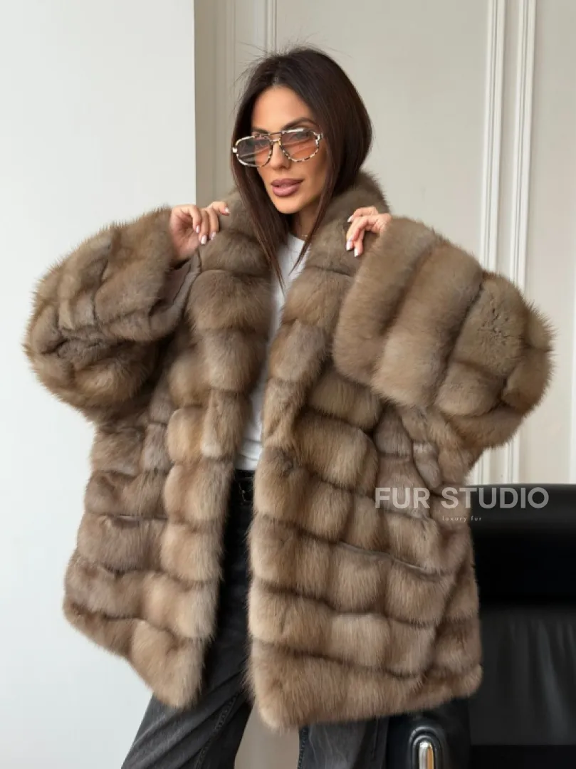 Шуба оверсайз из куницы
