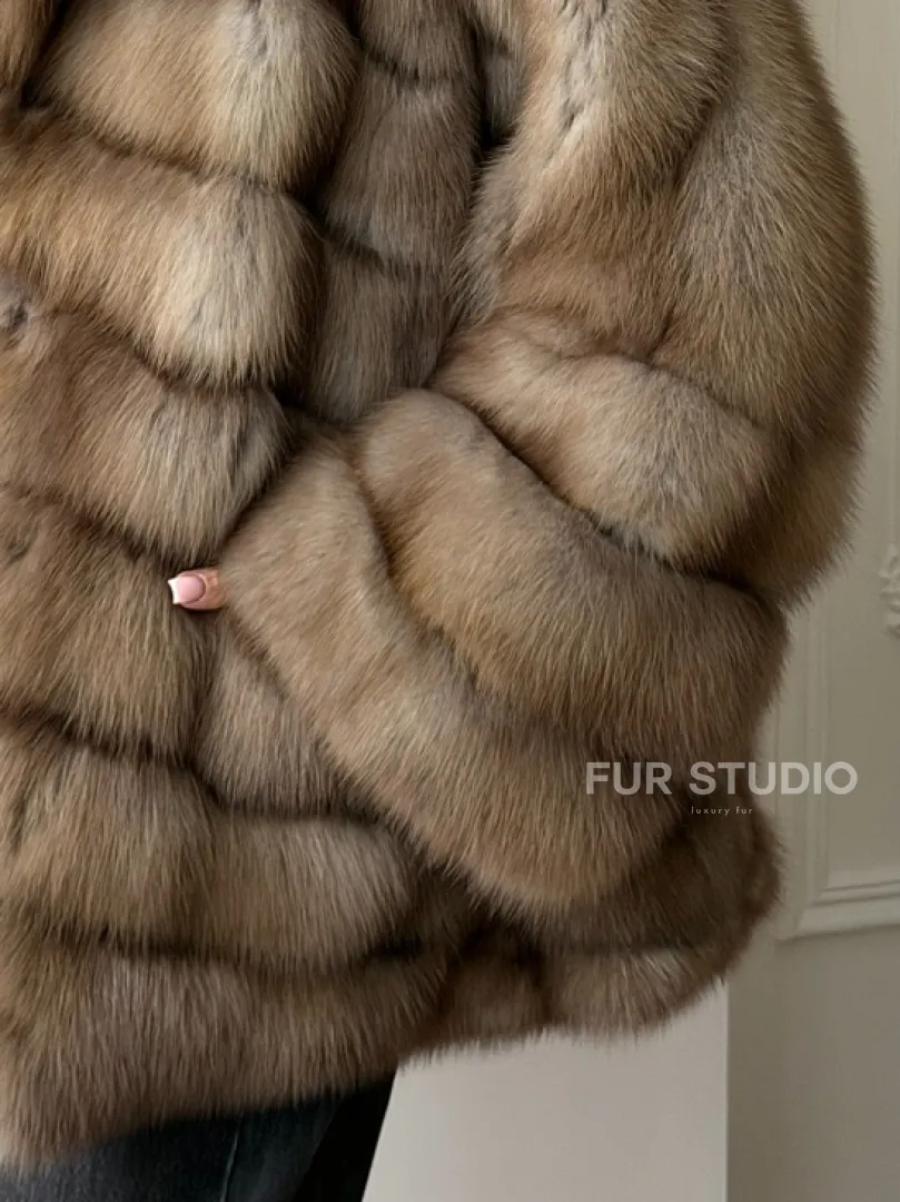 Шуба оверсайз из куницы