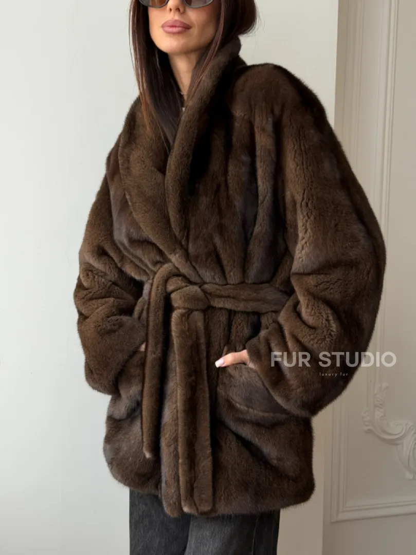Коричневая норковая шуба под пояс - воротник шаль - фото 4