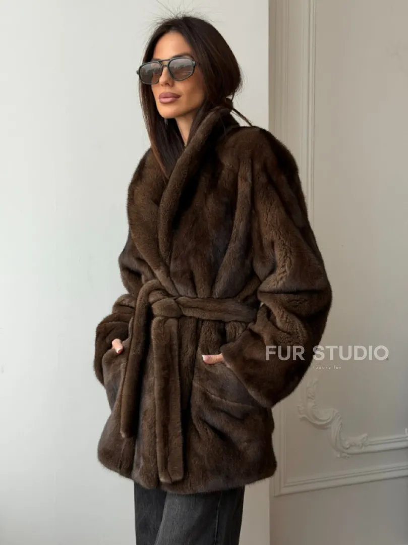 Коричневая норковая шуба под пояс - воротник шаль - фото 10