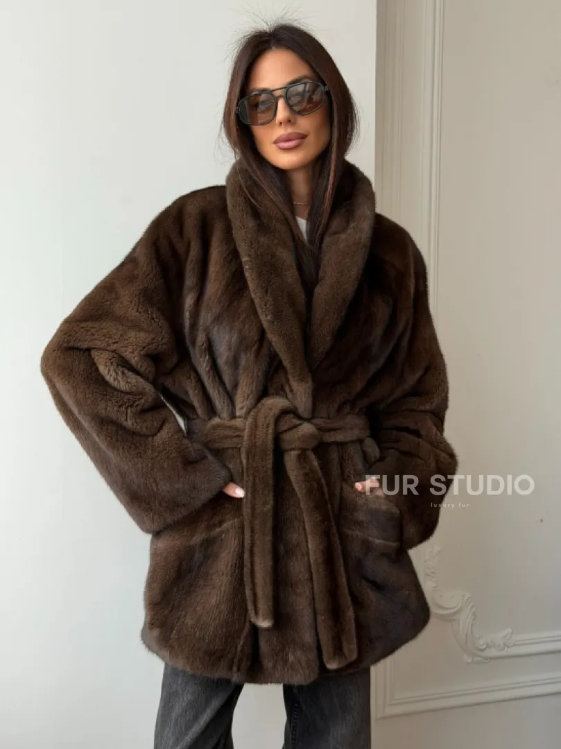 Коричневая норковая шуба под пояс - воротник шаль - фото 13