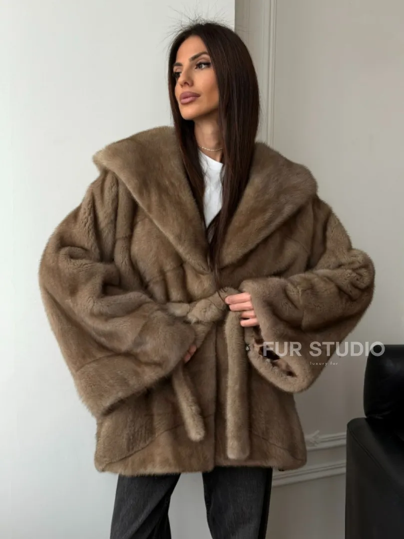 Норковая шуба пастель с капюшоном