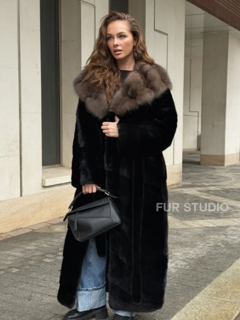 Длинная норковая шуба - кимоно с капюшоном куница