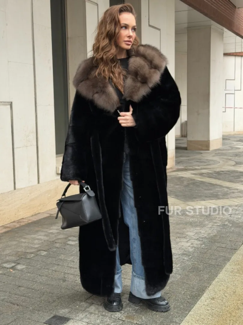 Длинная норковая шуба - кимоно с капюшоном куница