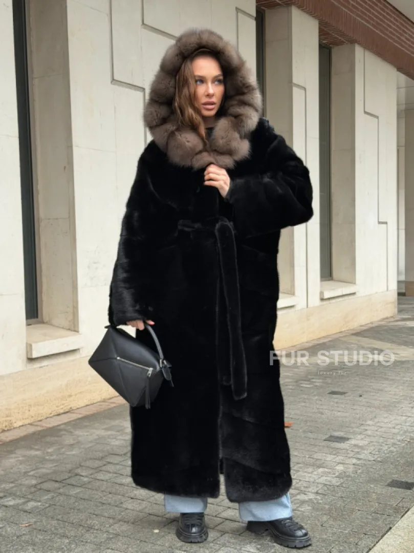 Длинная норковая шуба - кимоно с капюшоном куница