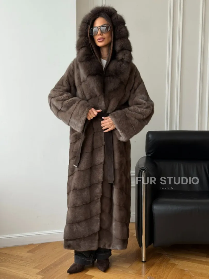 Шуба-кимоно с капюшоном куница