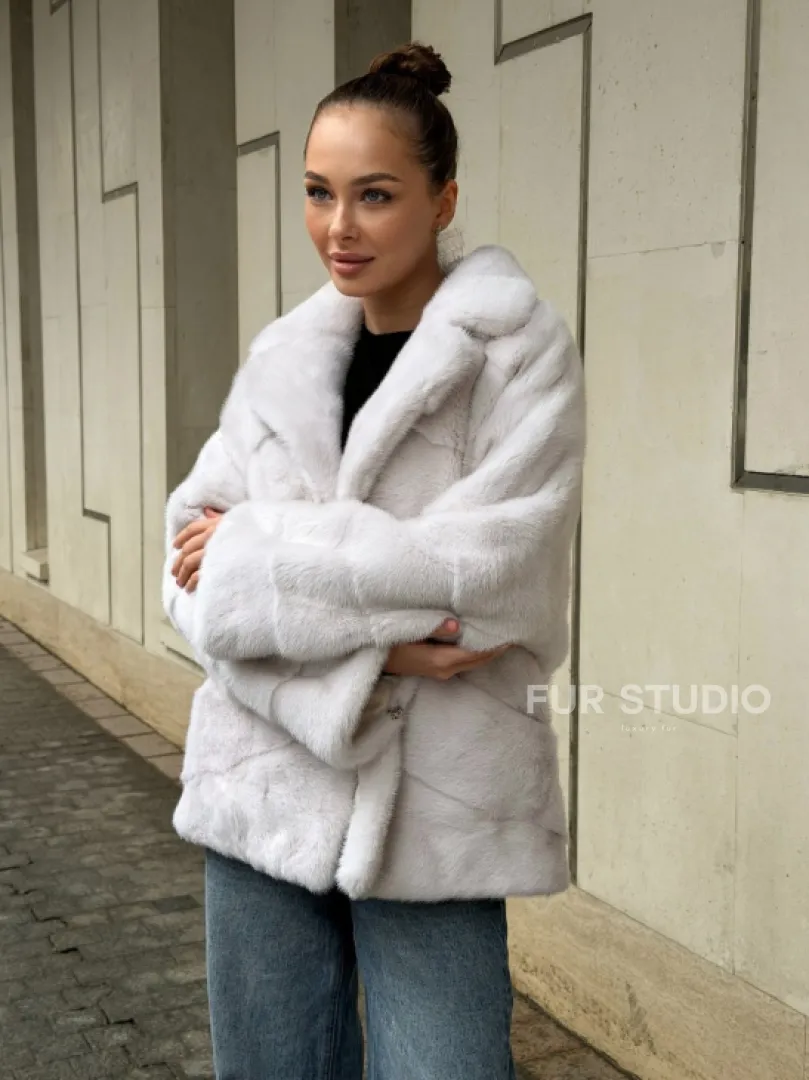 Светлый норковый полушубок - фото 9