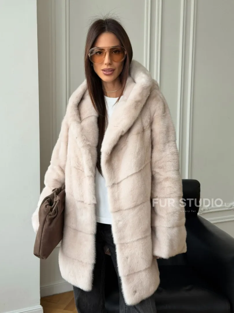 Норковая шуба с капюшоном -  