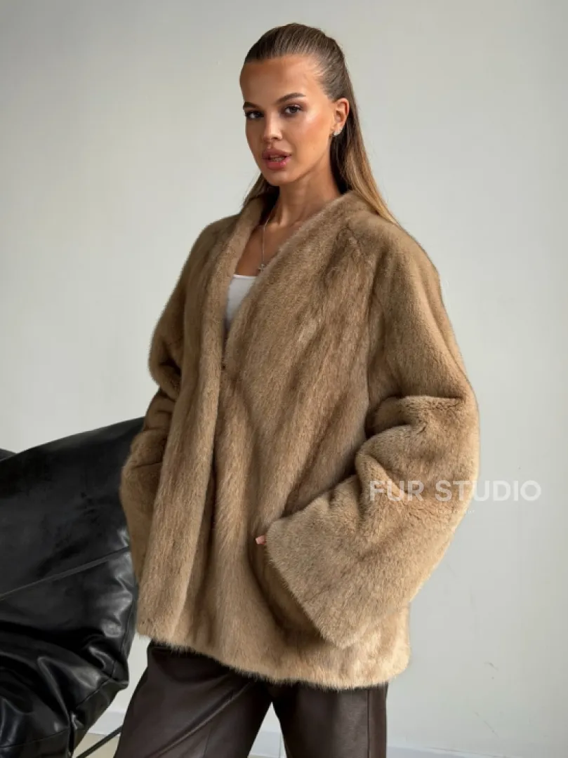 Норковый полушубок V-образный воротник