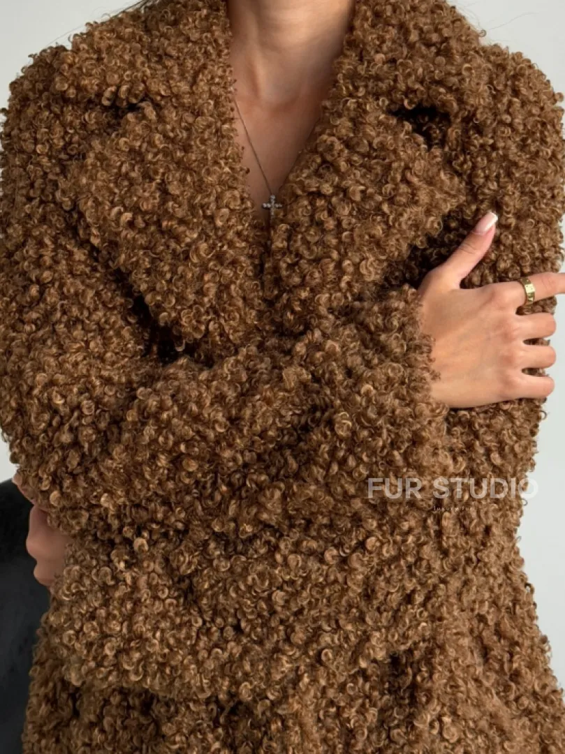 Коричневая двухсторонняя дубленка из экомеха - фото 1