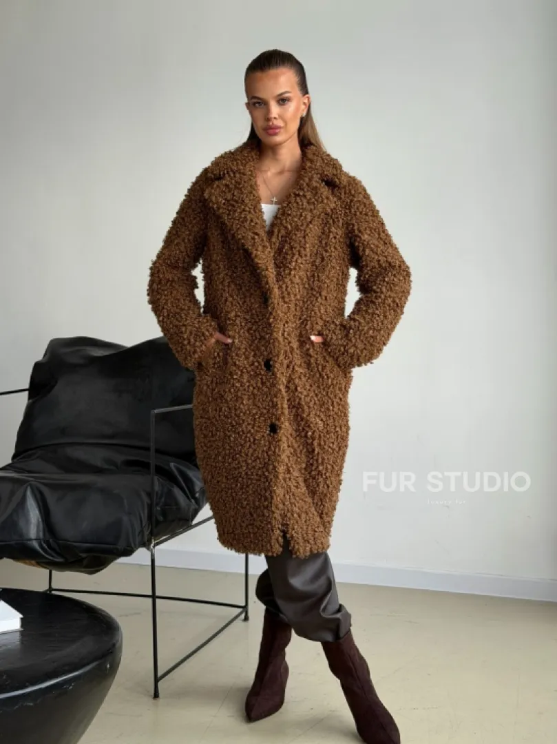 Коричневая двухсторонняя дубленка из экомеха - фото 11