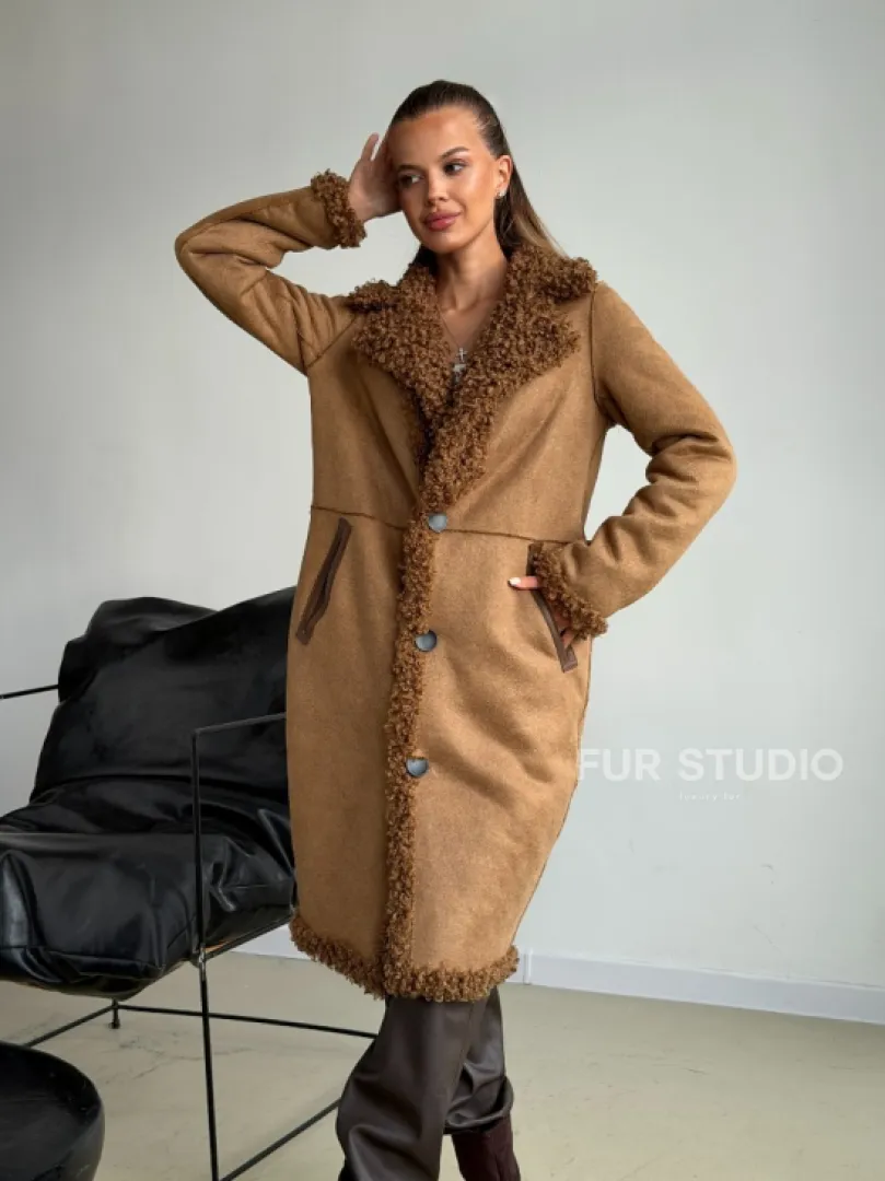 Коричневая двухсторонняя дубленка из экомеха