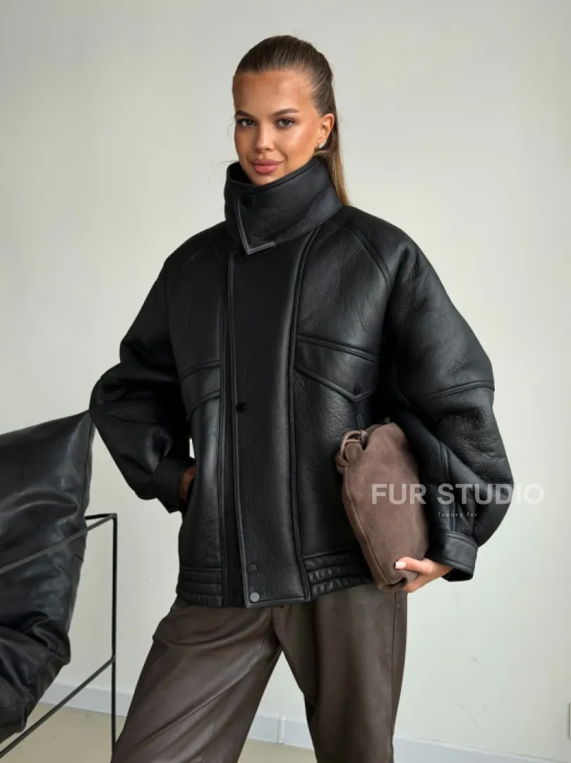 Черная натуральная дубленка из овчины - фото 7