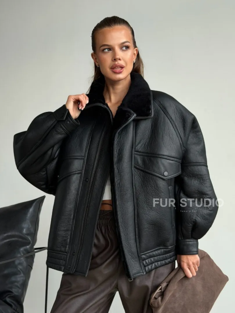 Черная натуральная дубленка из овчины