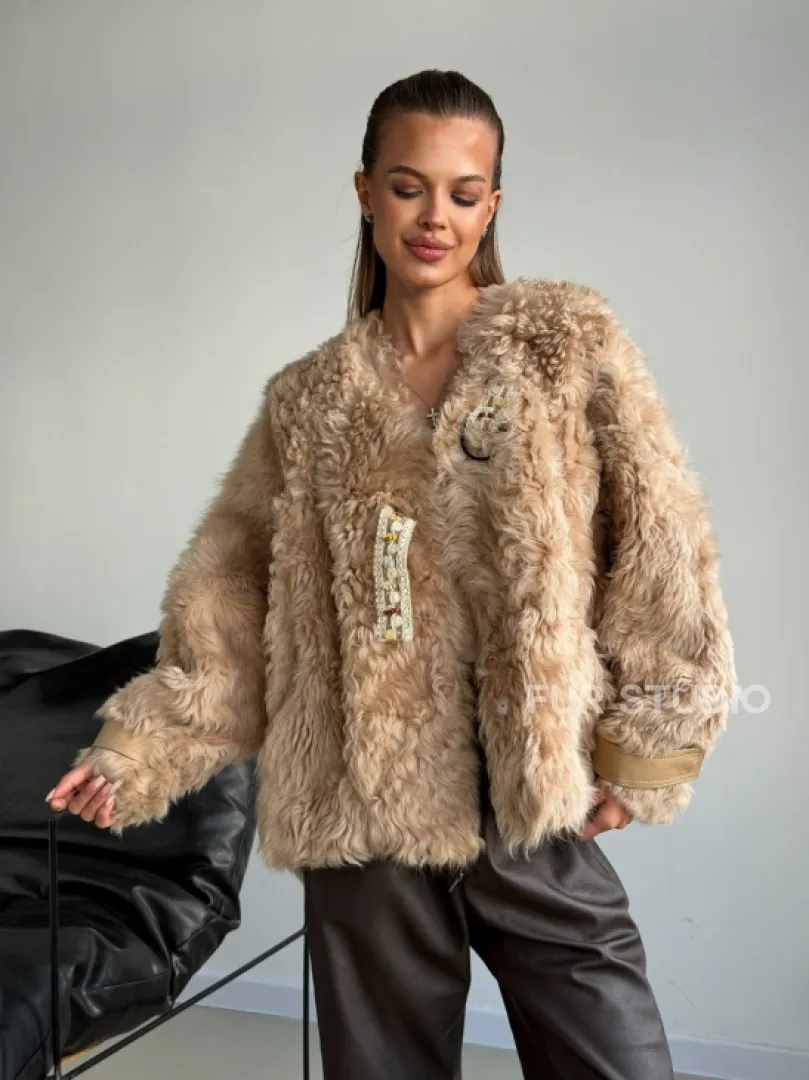 Короткая куртка из овчины