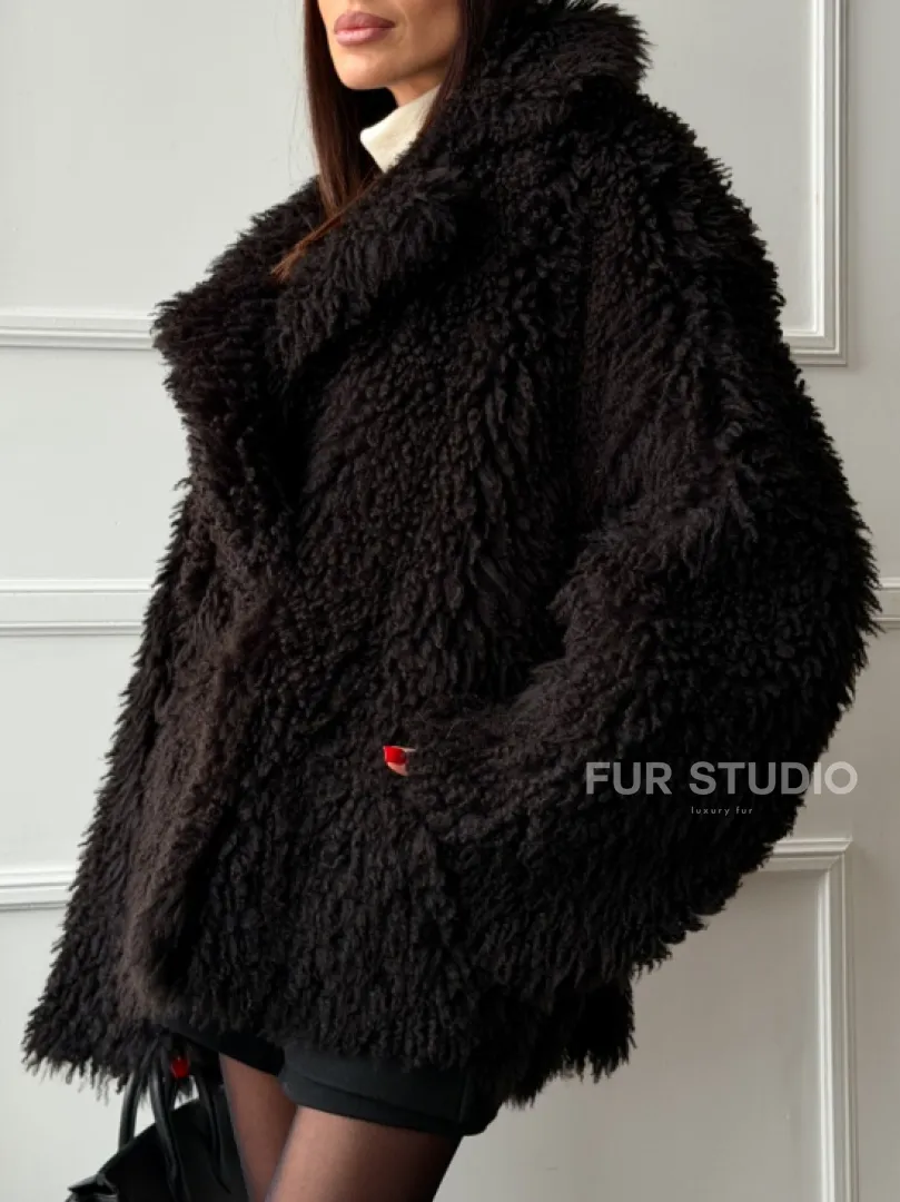 Коричневая дубленка из меха Тиградо
