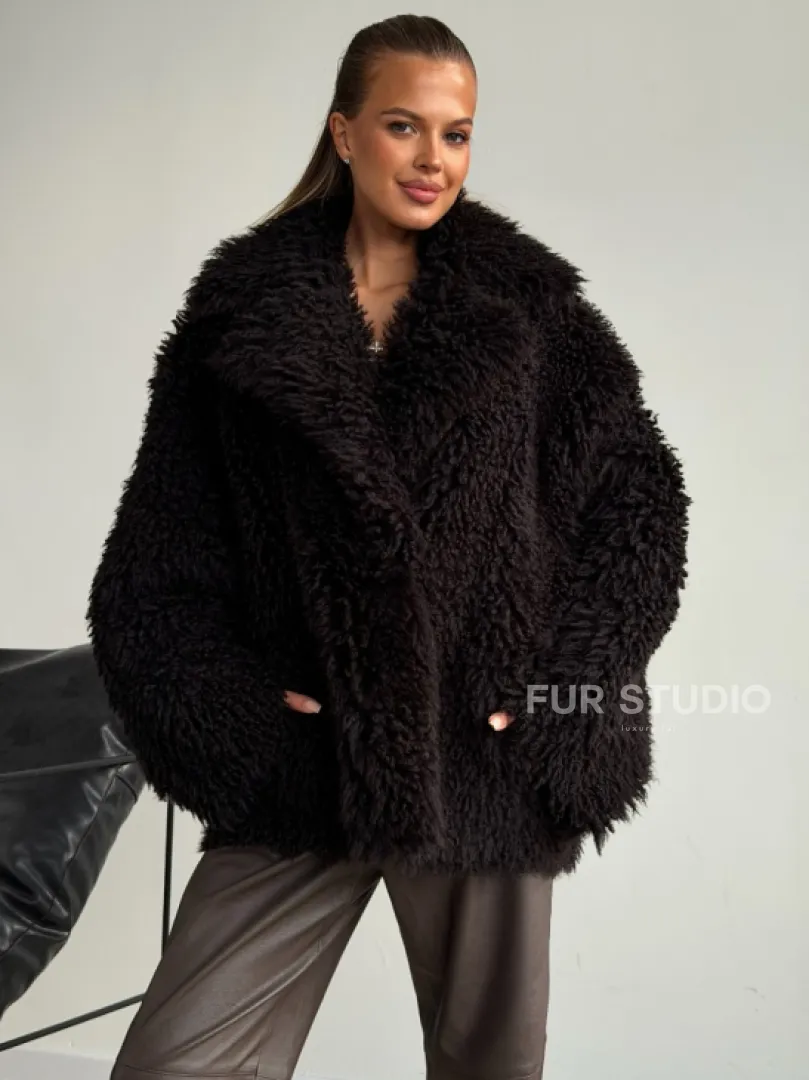 Коричневая дубленка из меха Тиградо