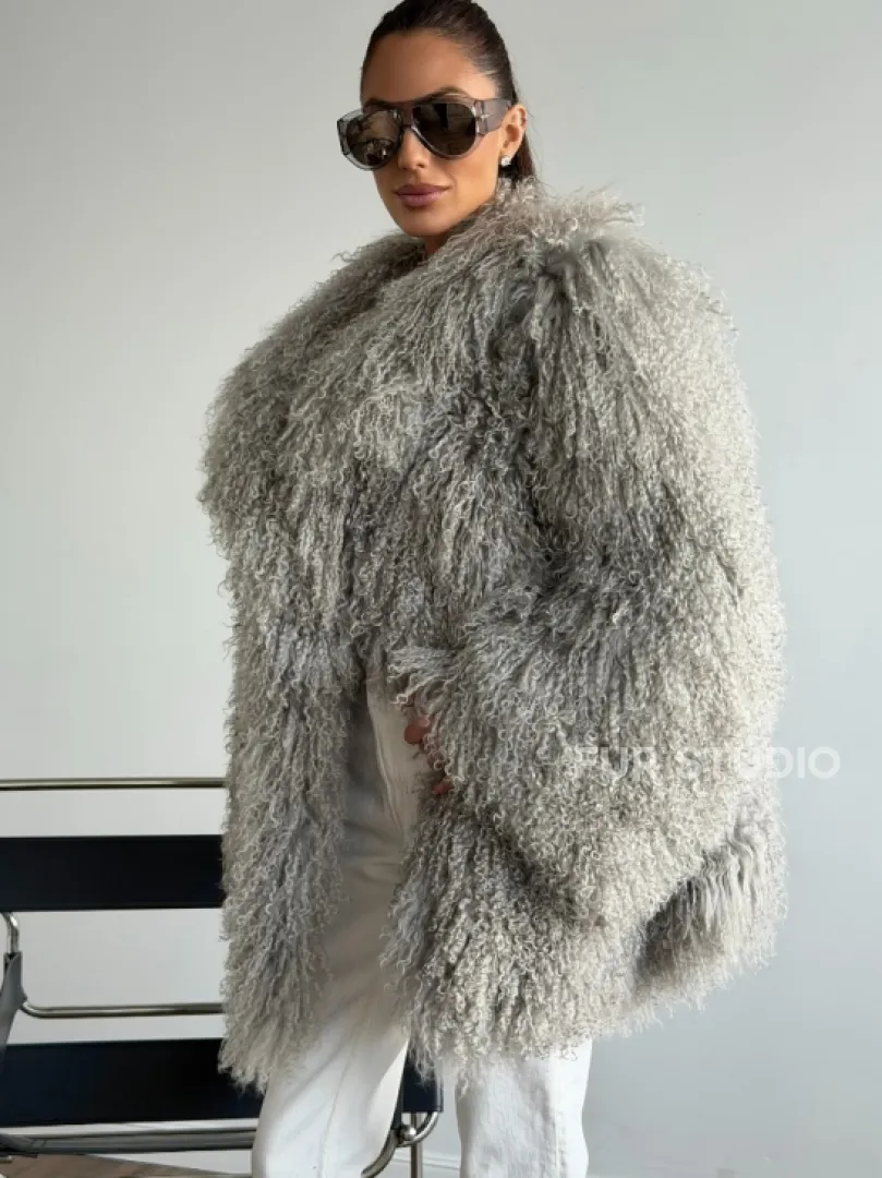 Серая шуба из ламы