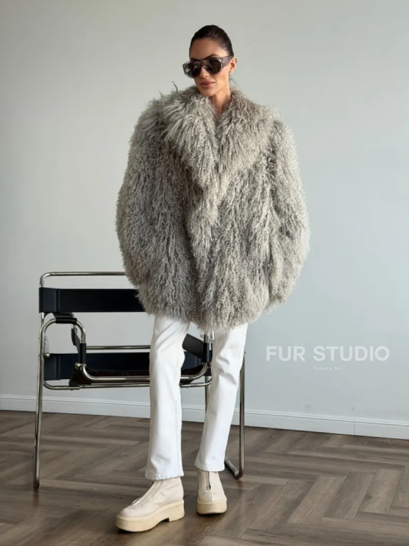 Серая шуба из ламы