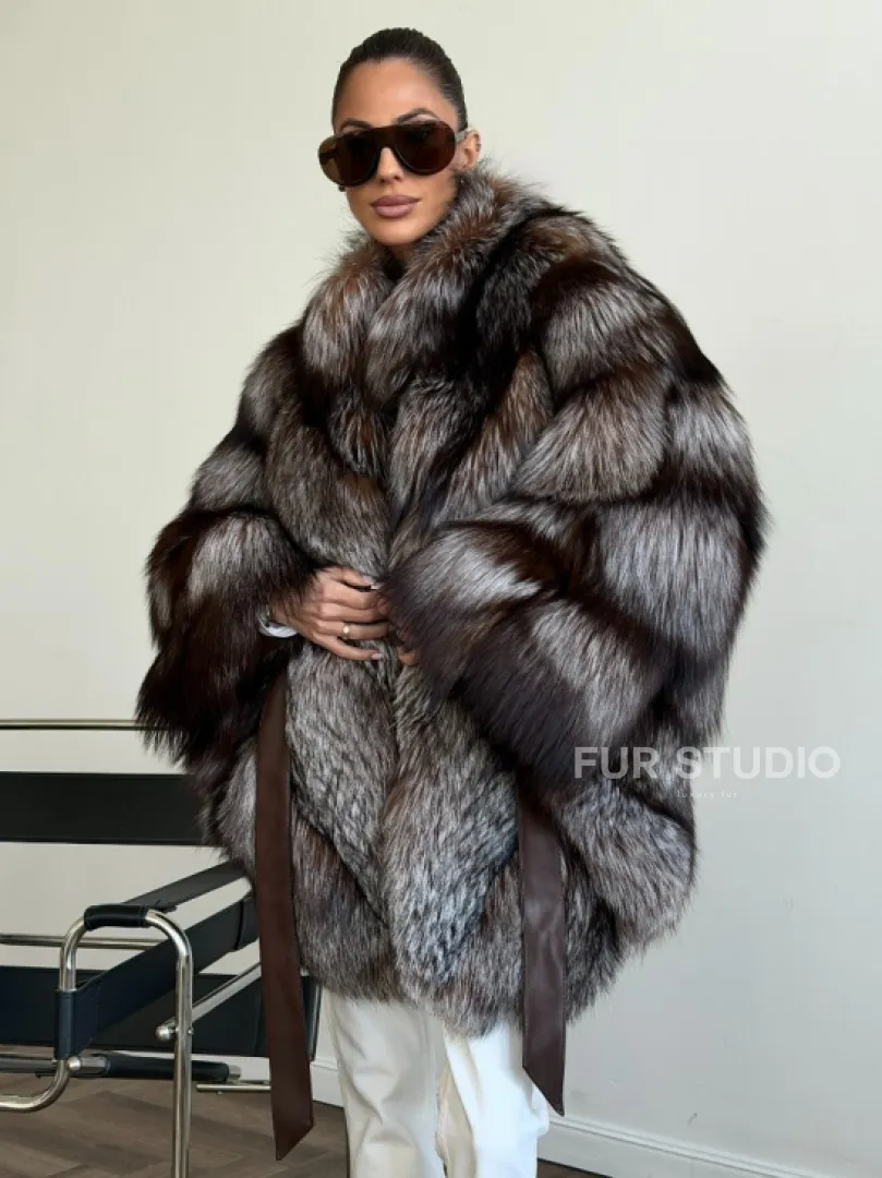 Шуба из лисы - летучая мышь - фото 0