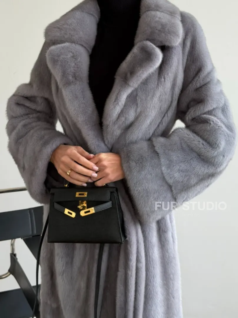 Голубая норковая шуба