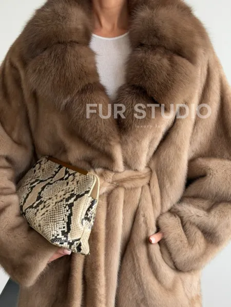 Шуба норковая с воротником куница - летучая мышь - фото 1