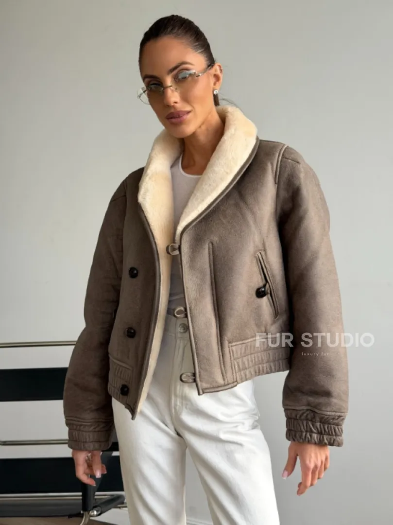 Короткая дубленка - воротник шаль