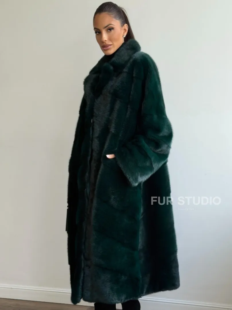 Зеленая норковая шуба - английский воротник