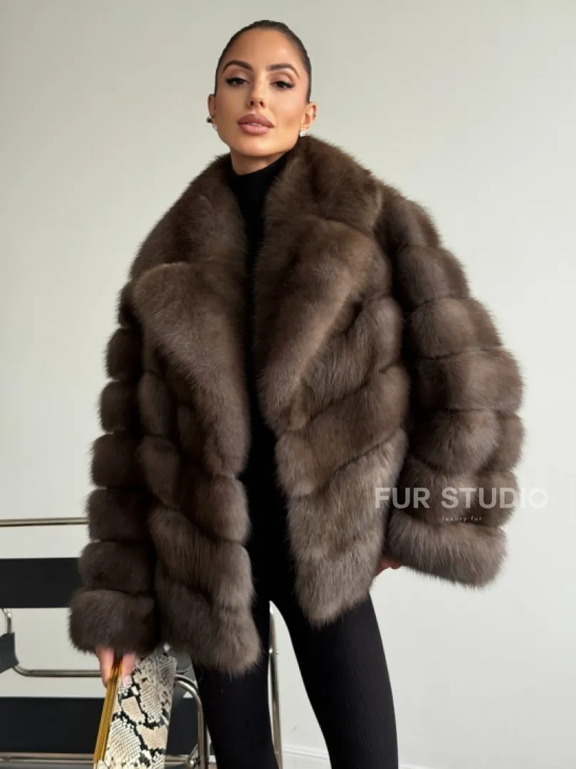 Шуба из куницы с английским воротником