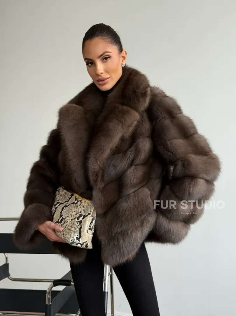 Шуба из куницы с английским воротником - фото 9