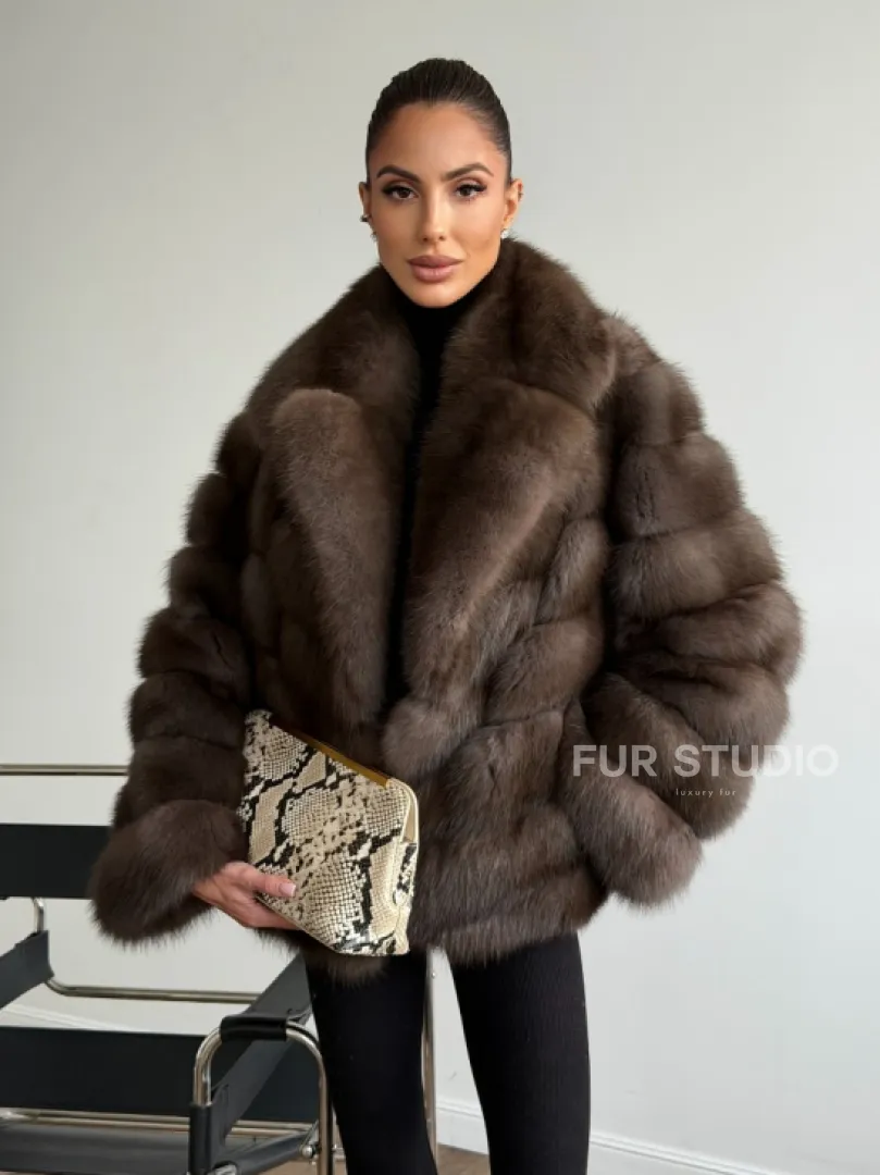Шуба из куницы с английским воротником - фото 7
