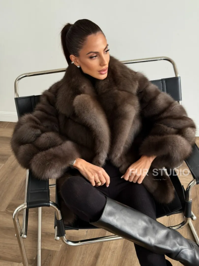 Шуба из куницы с английским воротником