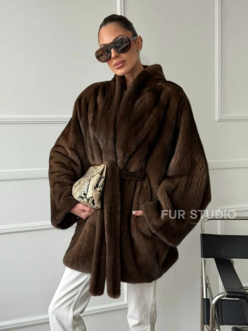 Норковый полушубок с меховым поясом - Летучая мышь