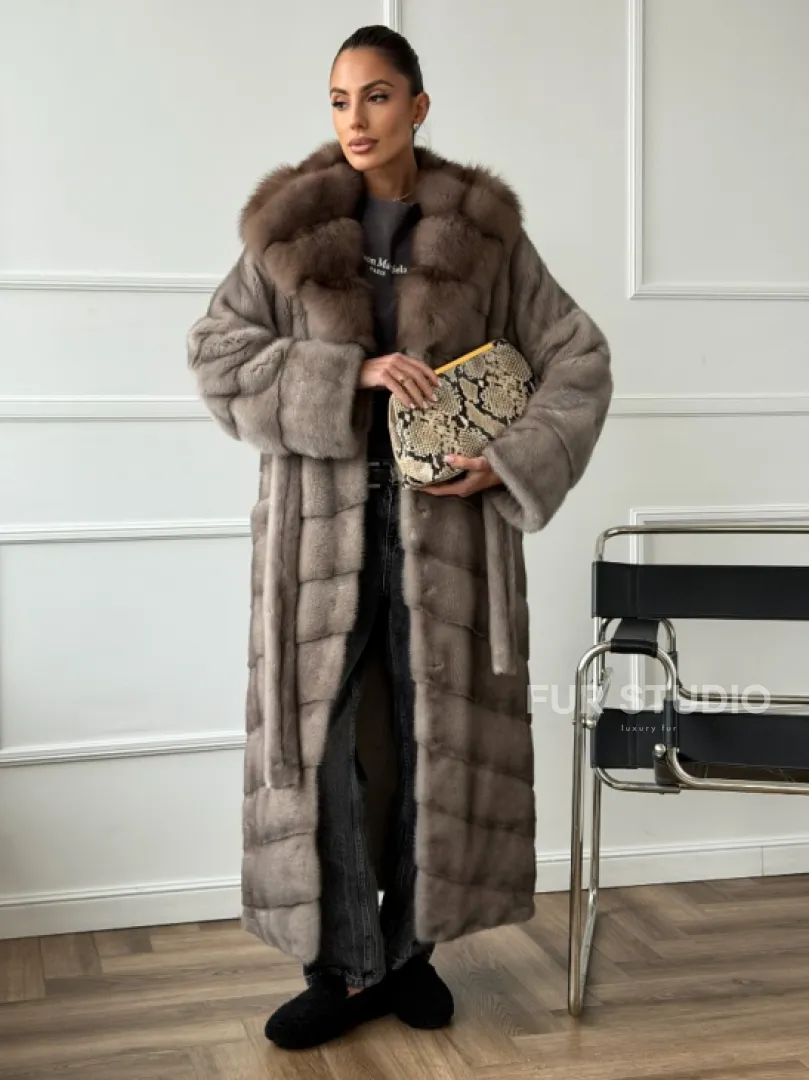 Шуба-кимоно норка в пол с капюшоном куница