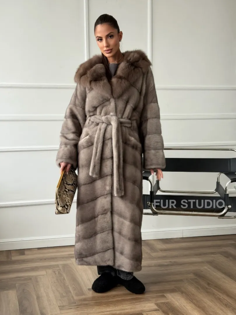 Шуба-кимоно норка в пол с капюшоном куница - фото 10