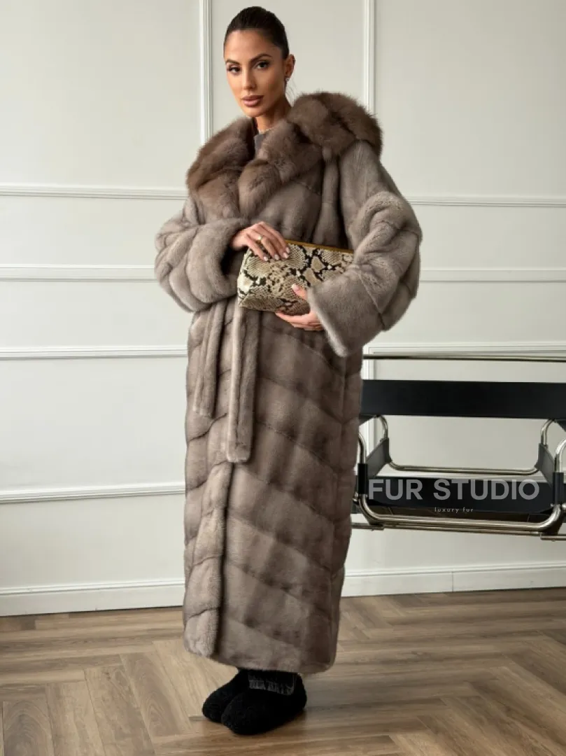 Шуба-кимоно норка в пол с капюшоном куница - фото 3