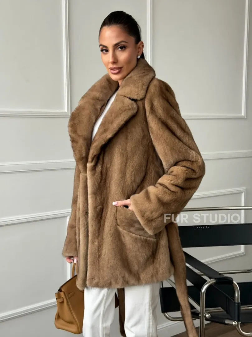 Полушубок норковый пастель с меховым поясом