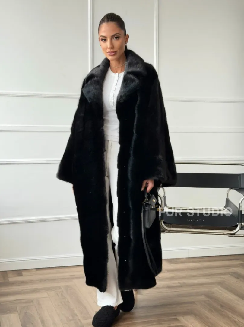 Черное меховое норковое пальто в стиле 