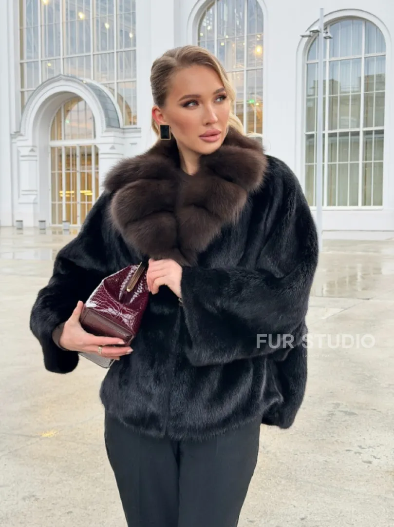 Черный норковый жакет с воротником куницы
