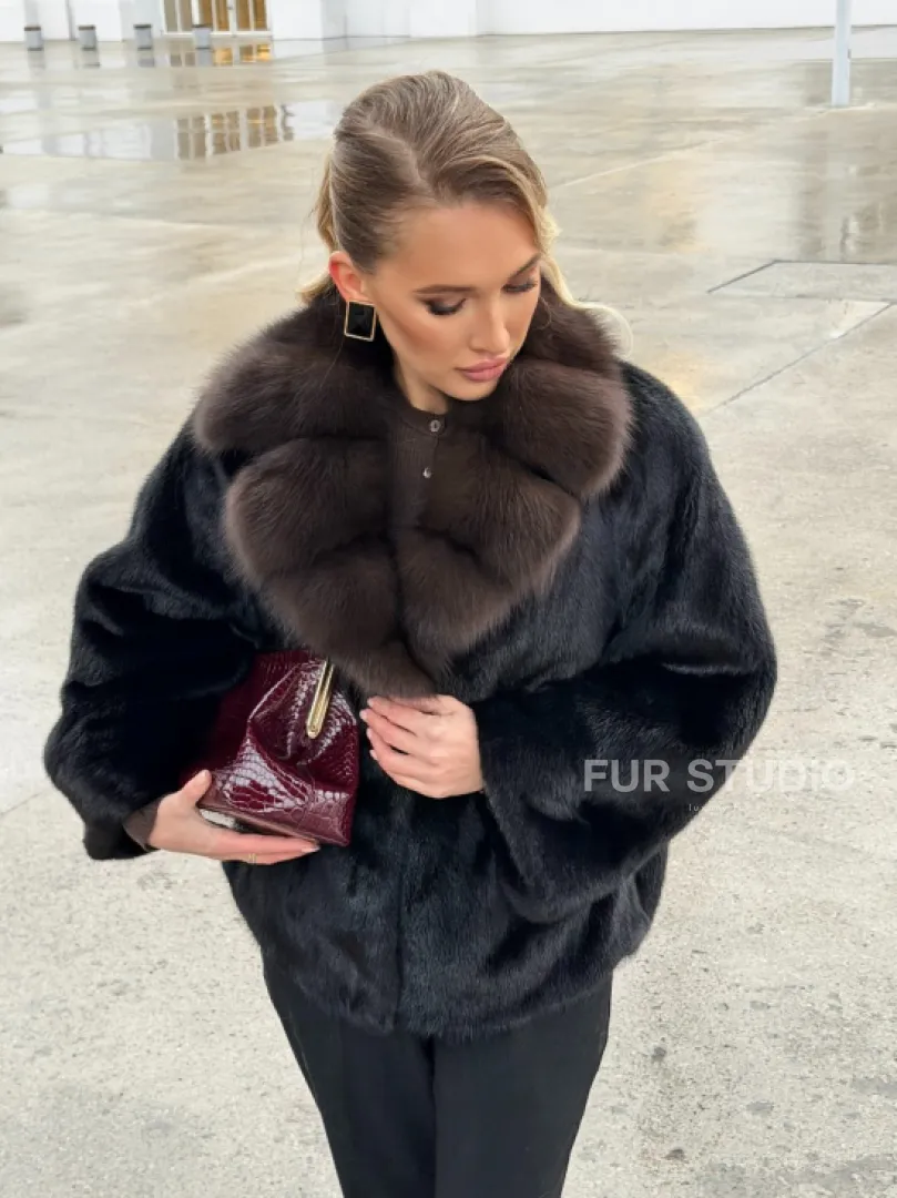 Черный норковый жакет с воротником куницы